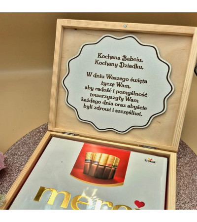 Drewniane pudełko na Merci na dzień babci i dziadka